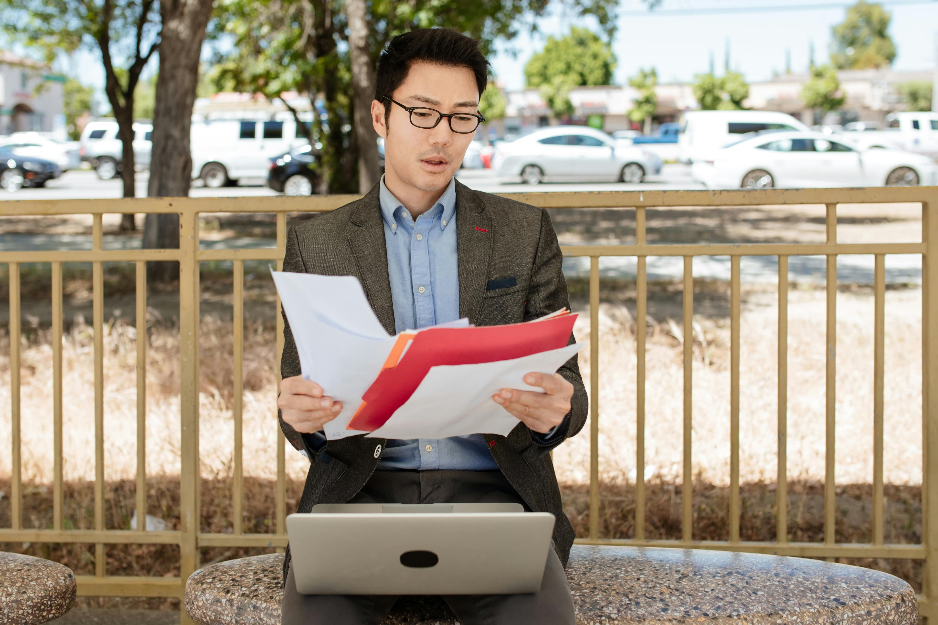 Resume vs CV: What’s the Real Difference and Which One Do You Need?
